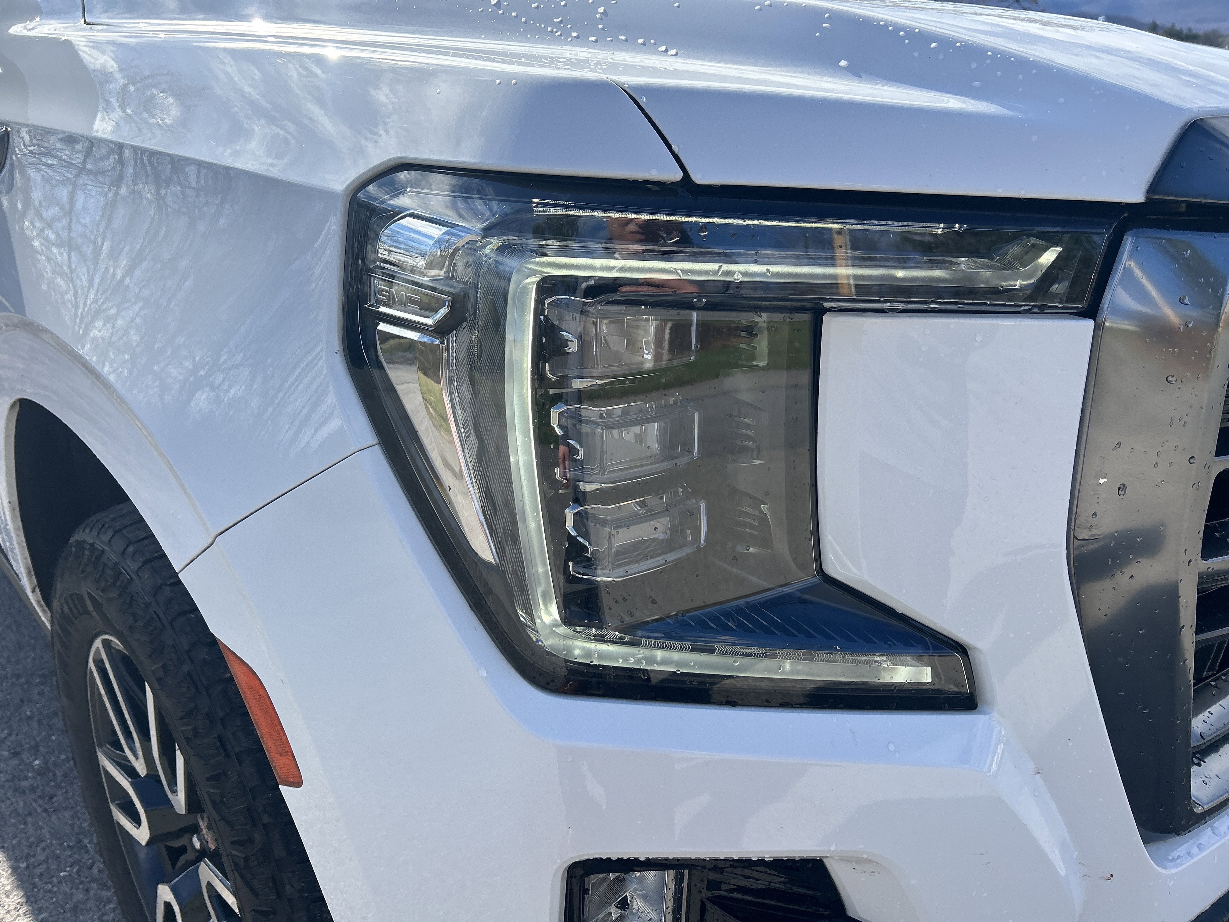 2024 GMC Yukon AT4