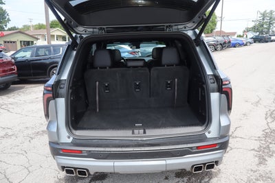 2025 Chevrolet Traverse AWD LT