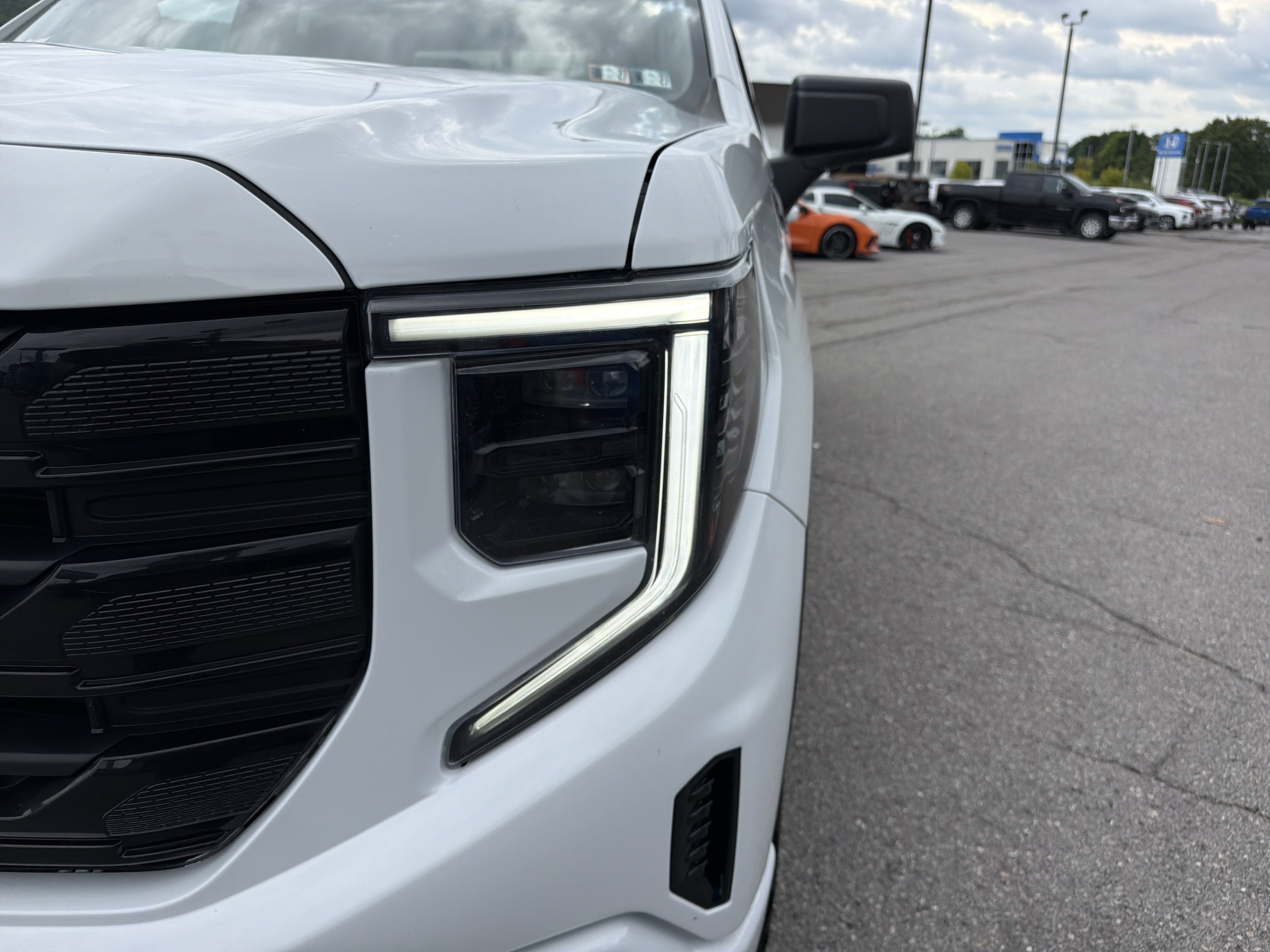 2023 GMC Sierra 1500 Elevation