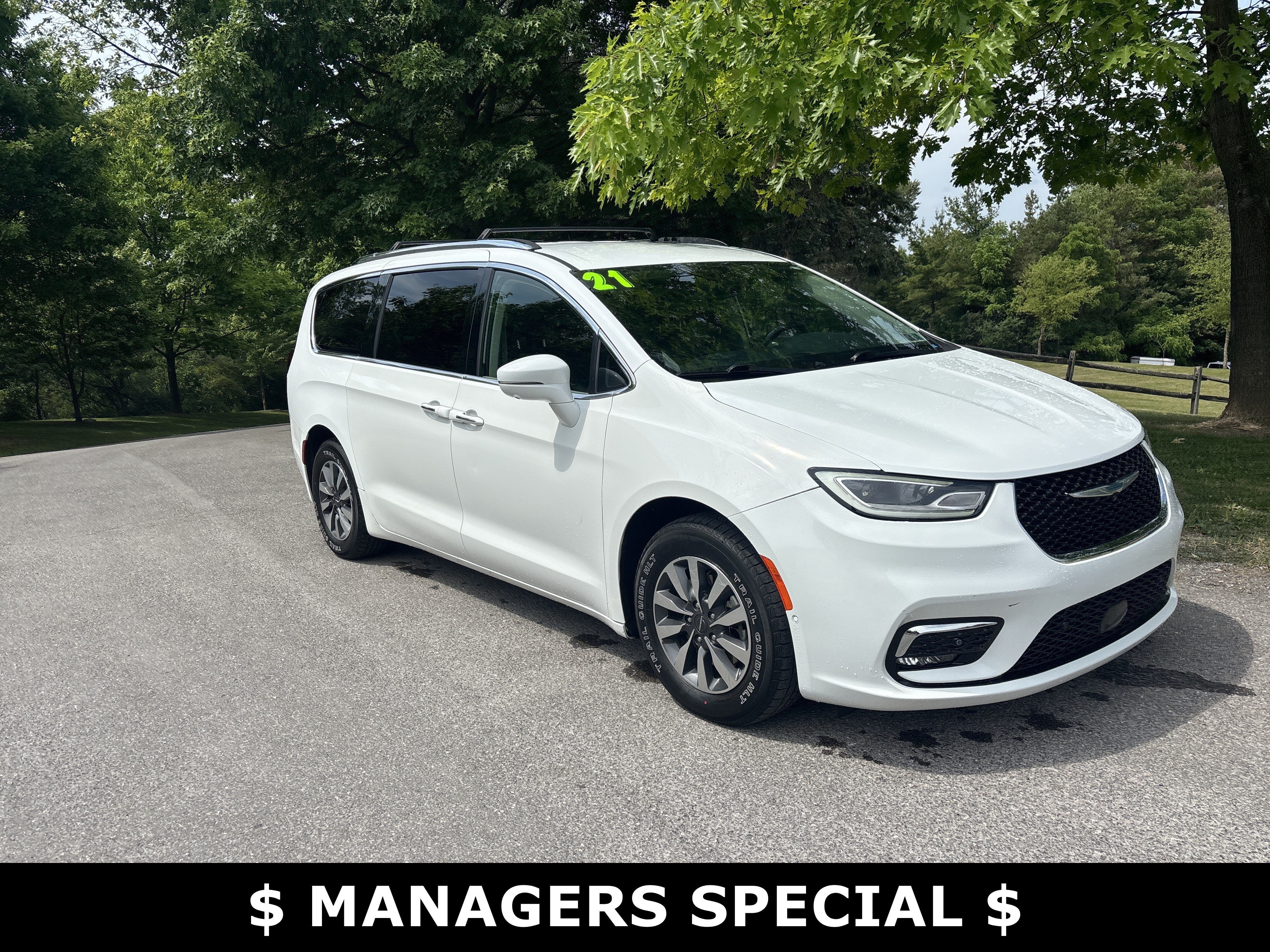 2021 Chrysler Pacifica Hybrid Touring L