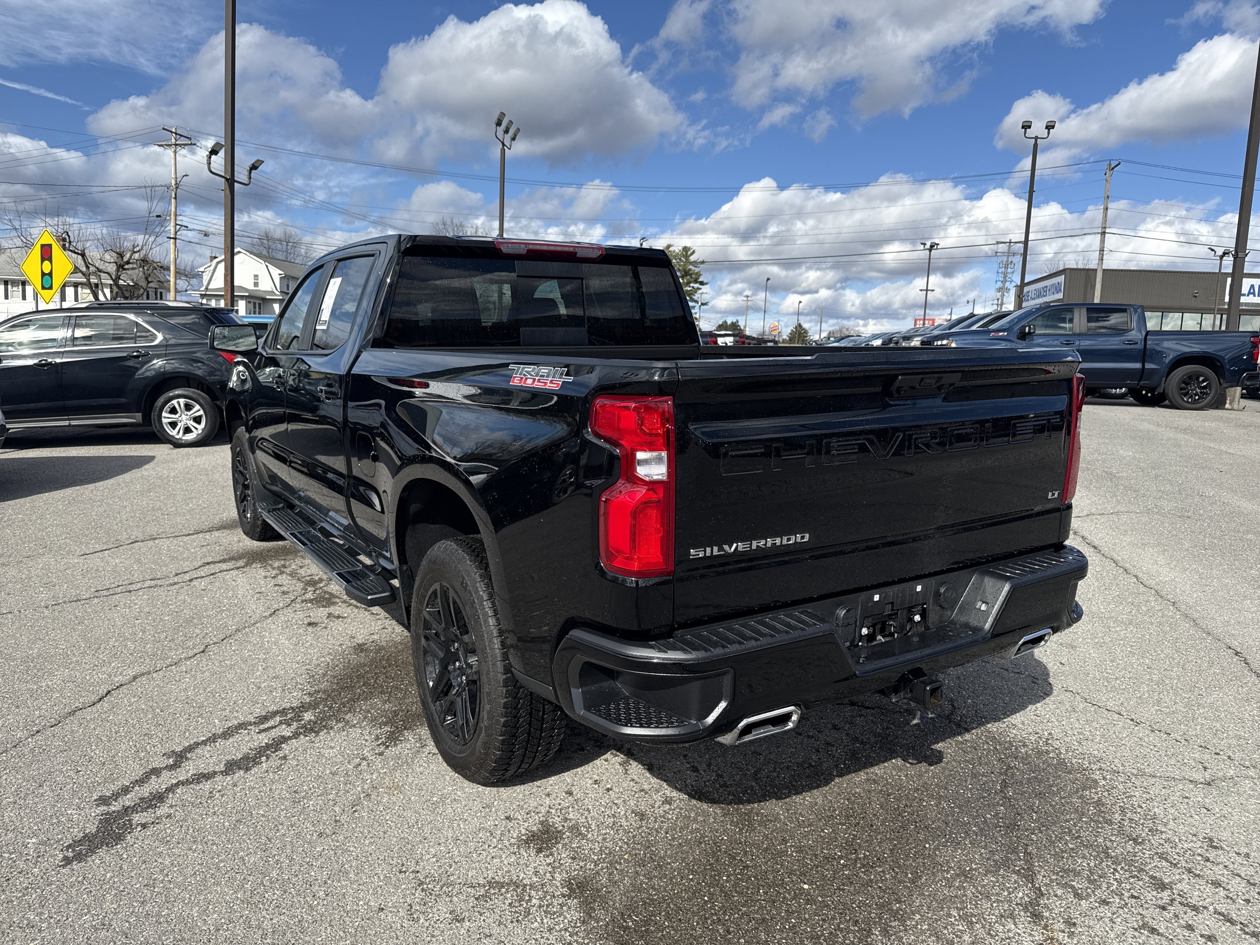2025 Chevrolet Silverado 1500 LT Trail Boss