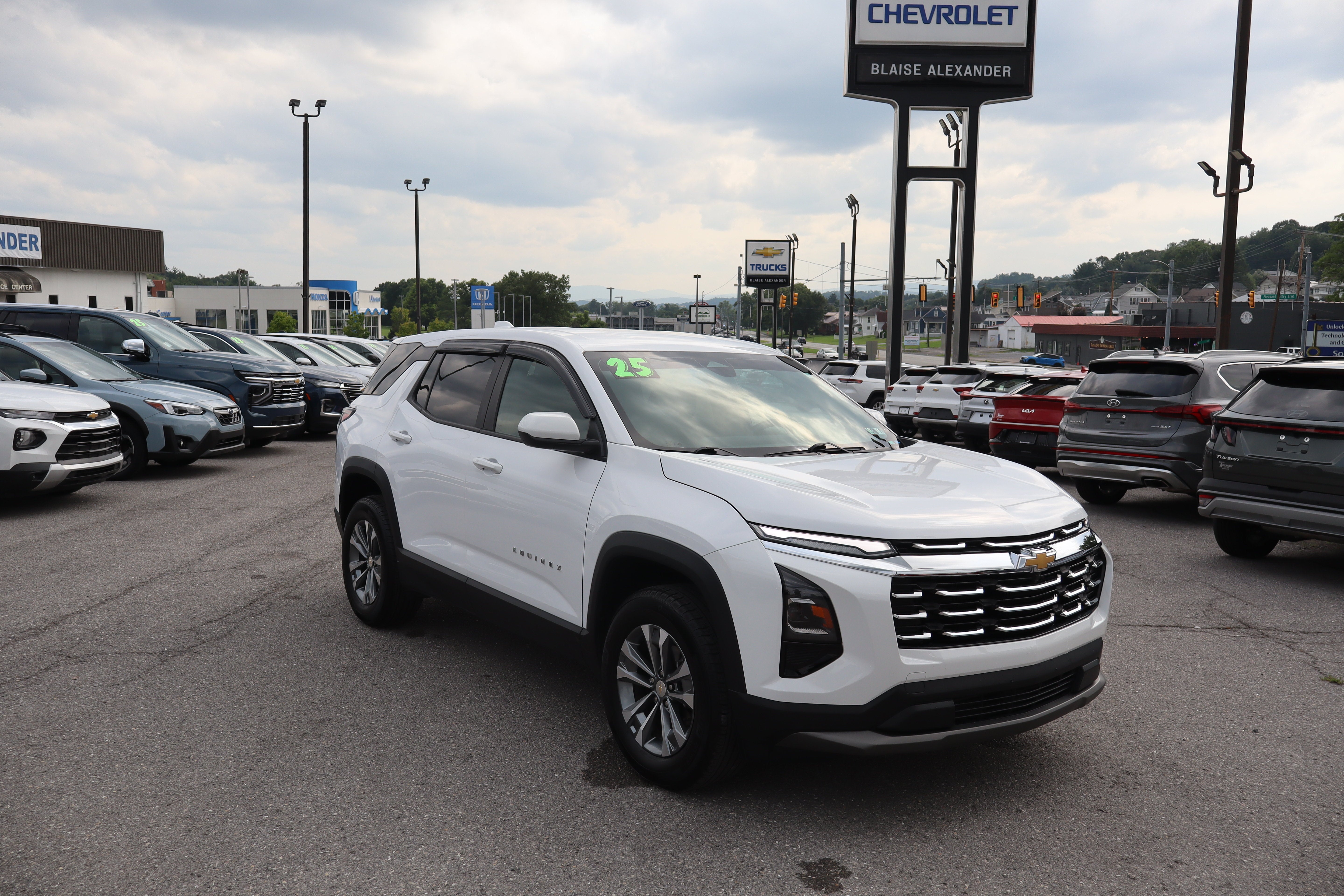 2025 Chevrolet Equinox AWD LT