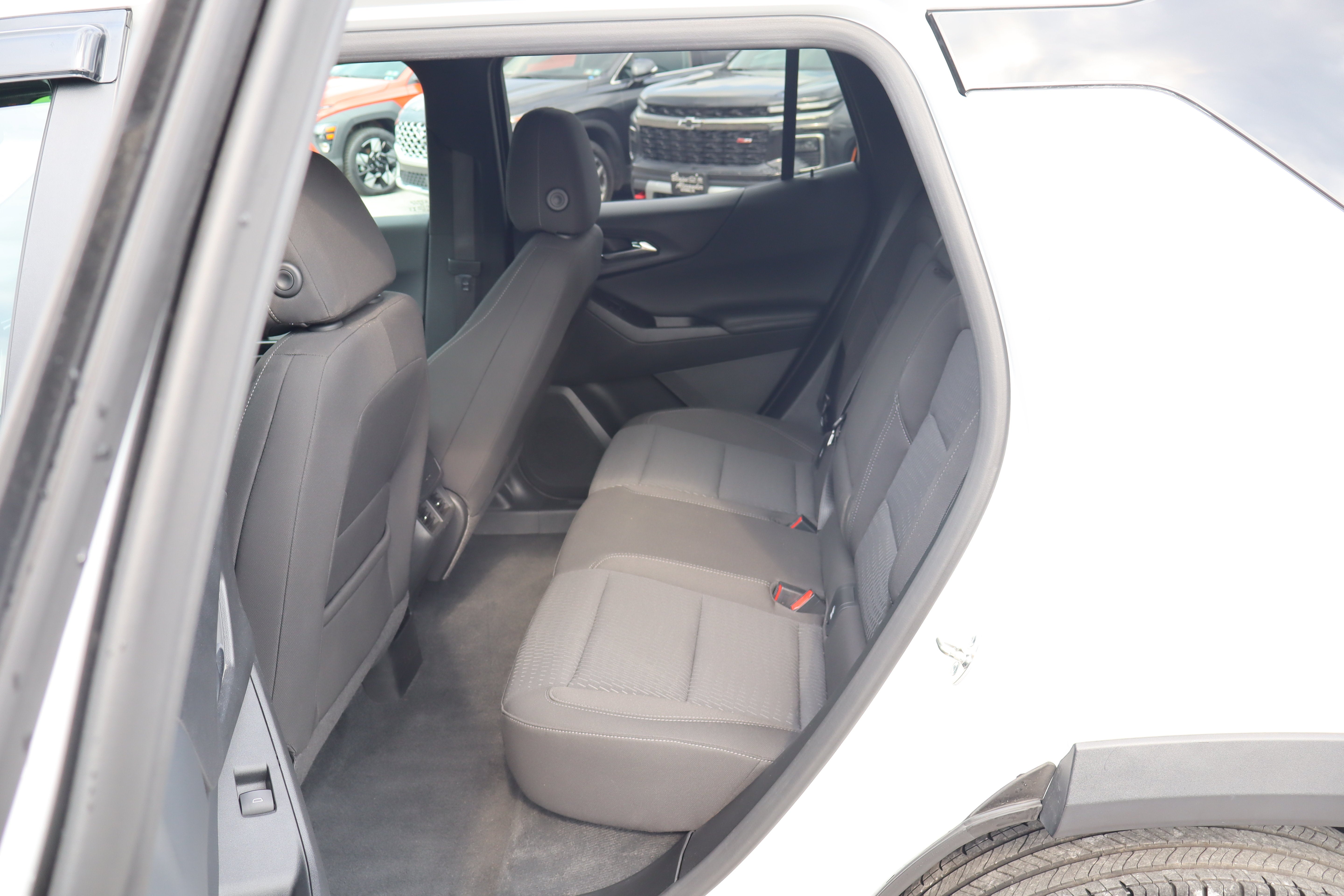 2025 Chevrolet Equinox AWD LT