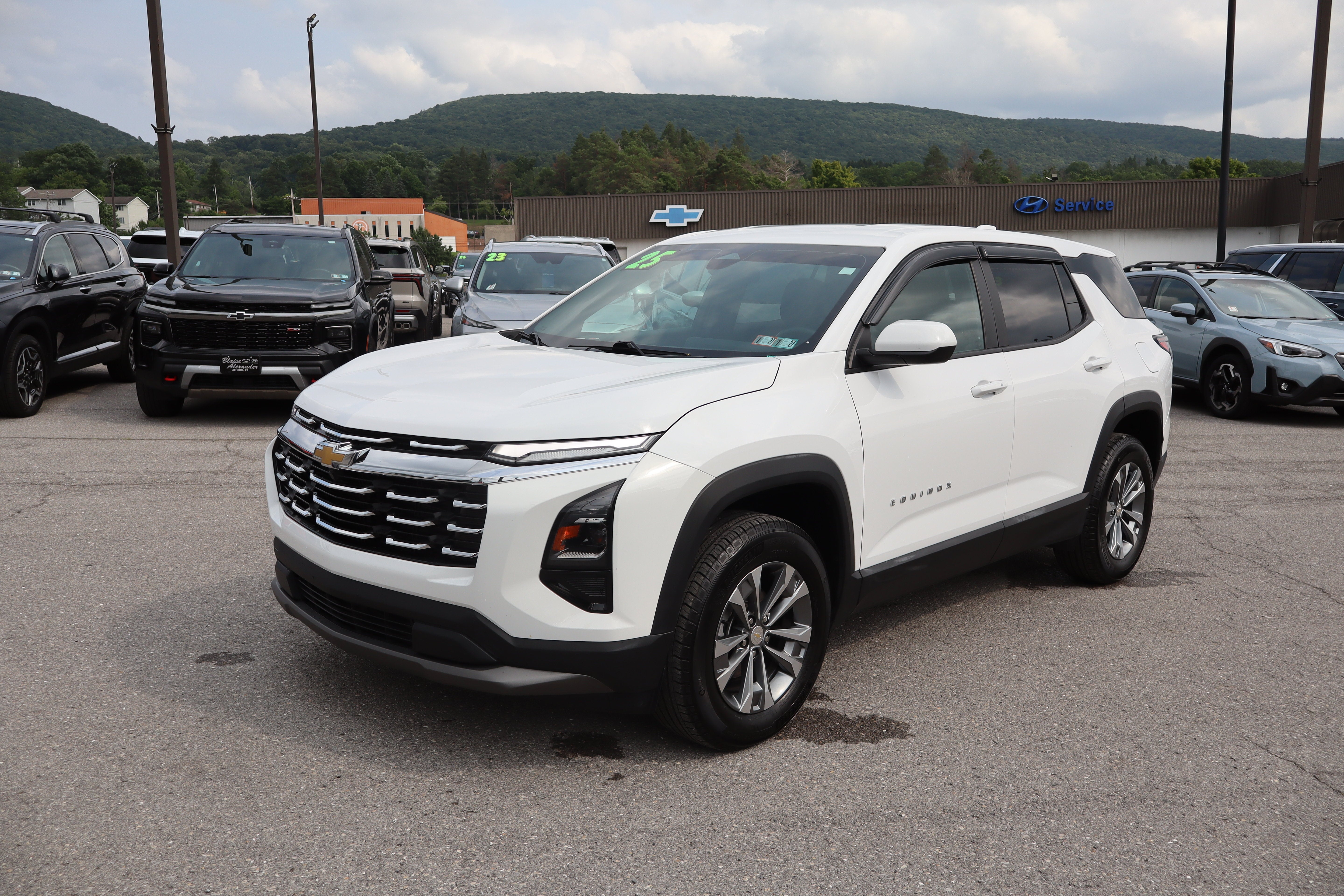 2025 Chevrolet Equinox AWD LT