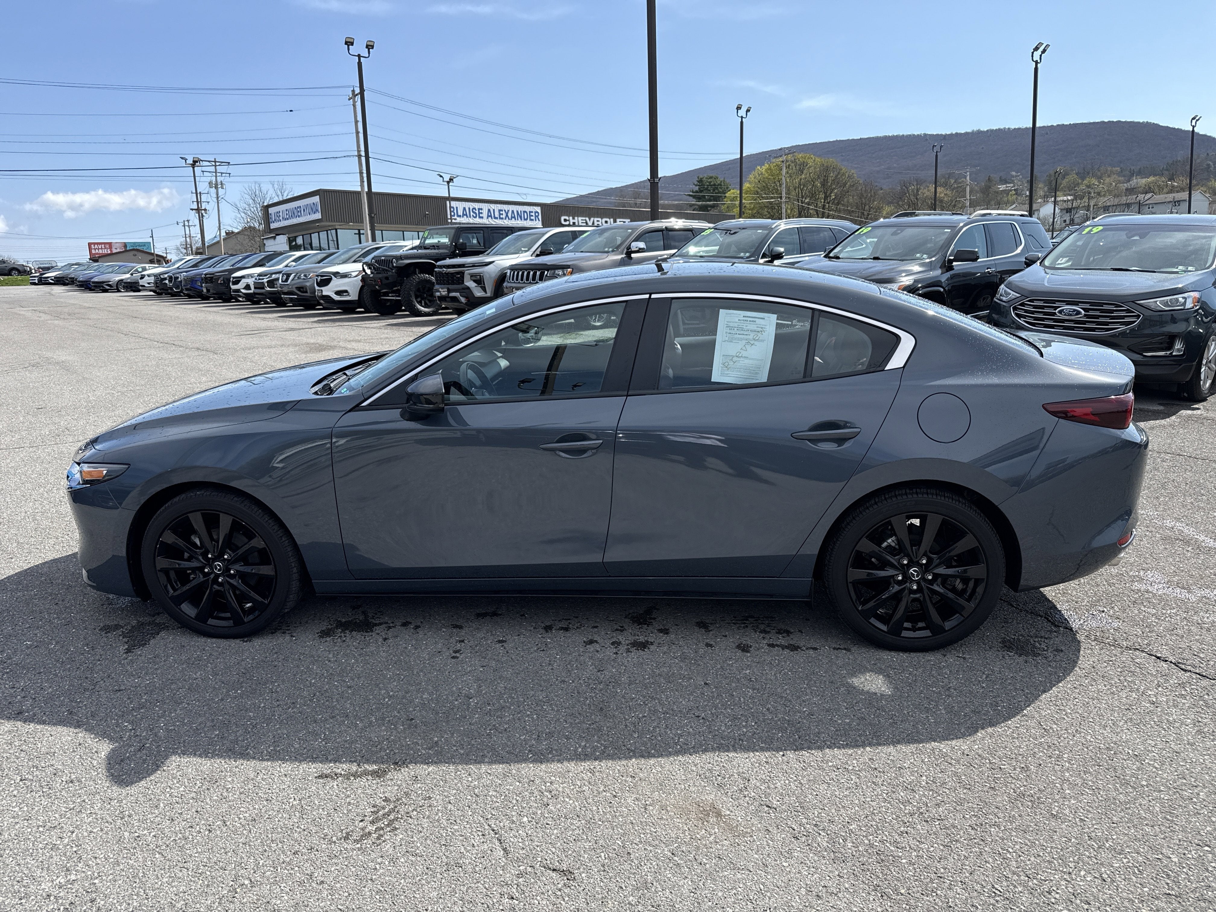 2025 Mazda Mazda3 Sedan 2.5 S Carbon Edition