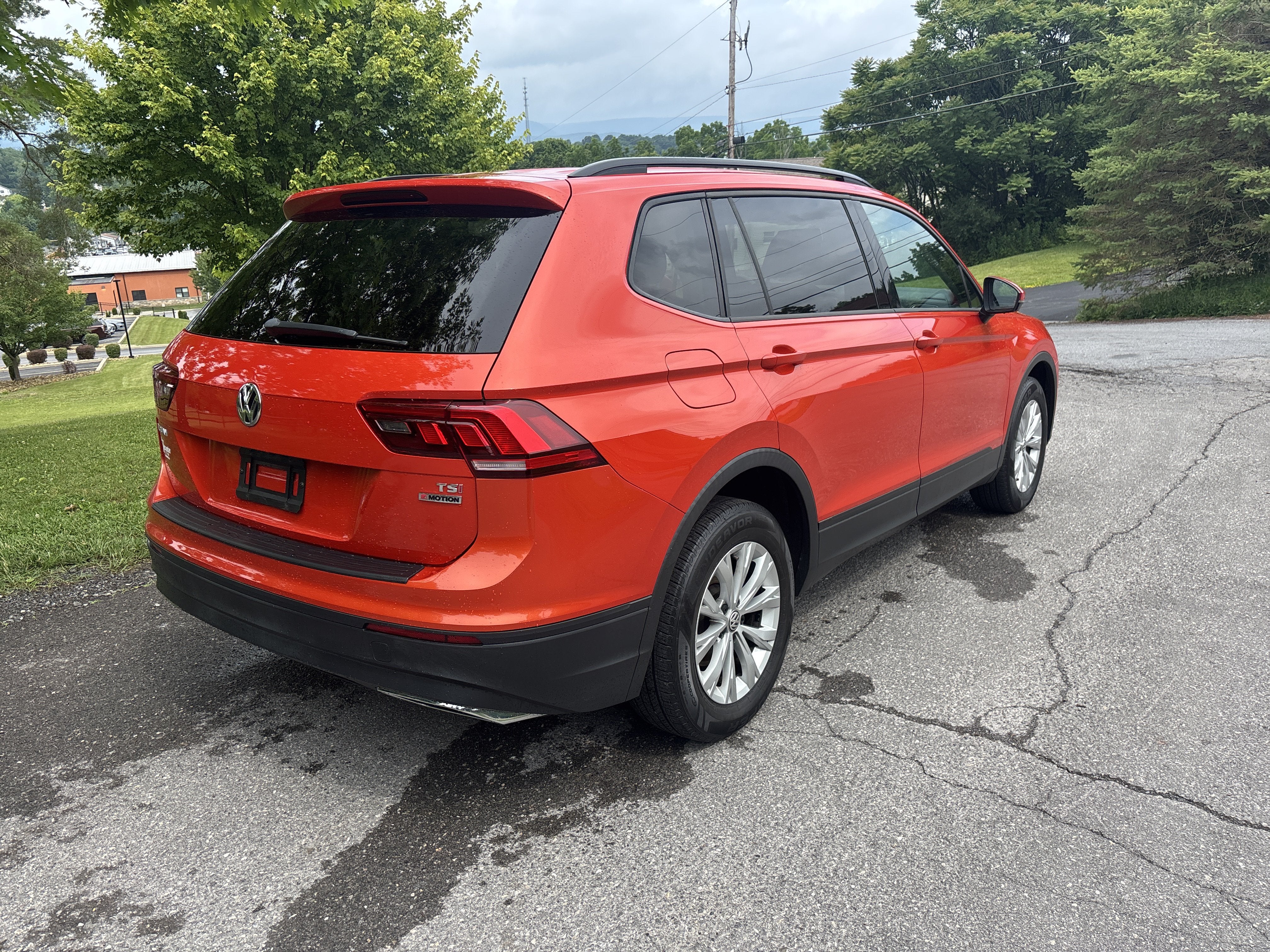 2018 Volkswagen Tiguan S