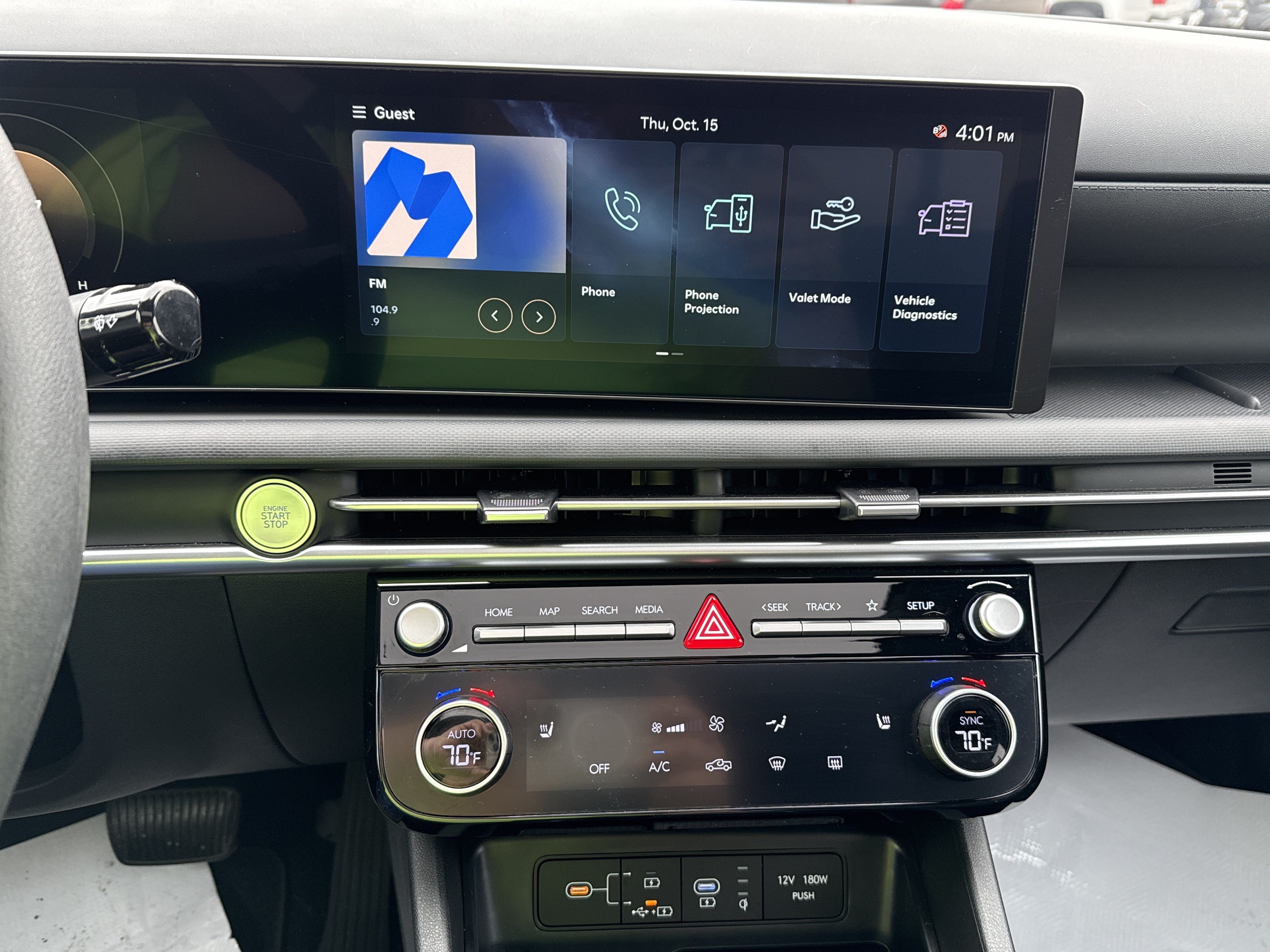 2026 Hyundai Santa Cruz SEL Activity