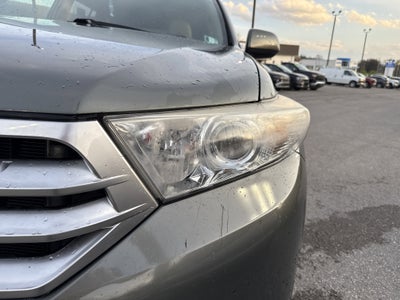 2011 Toyota Highlander Base
