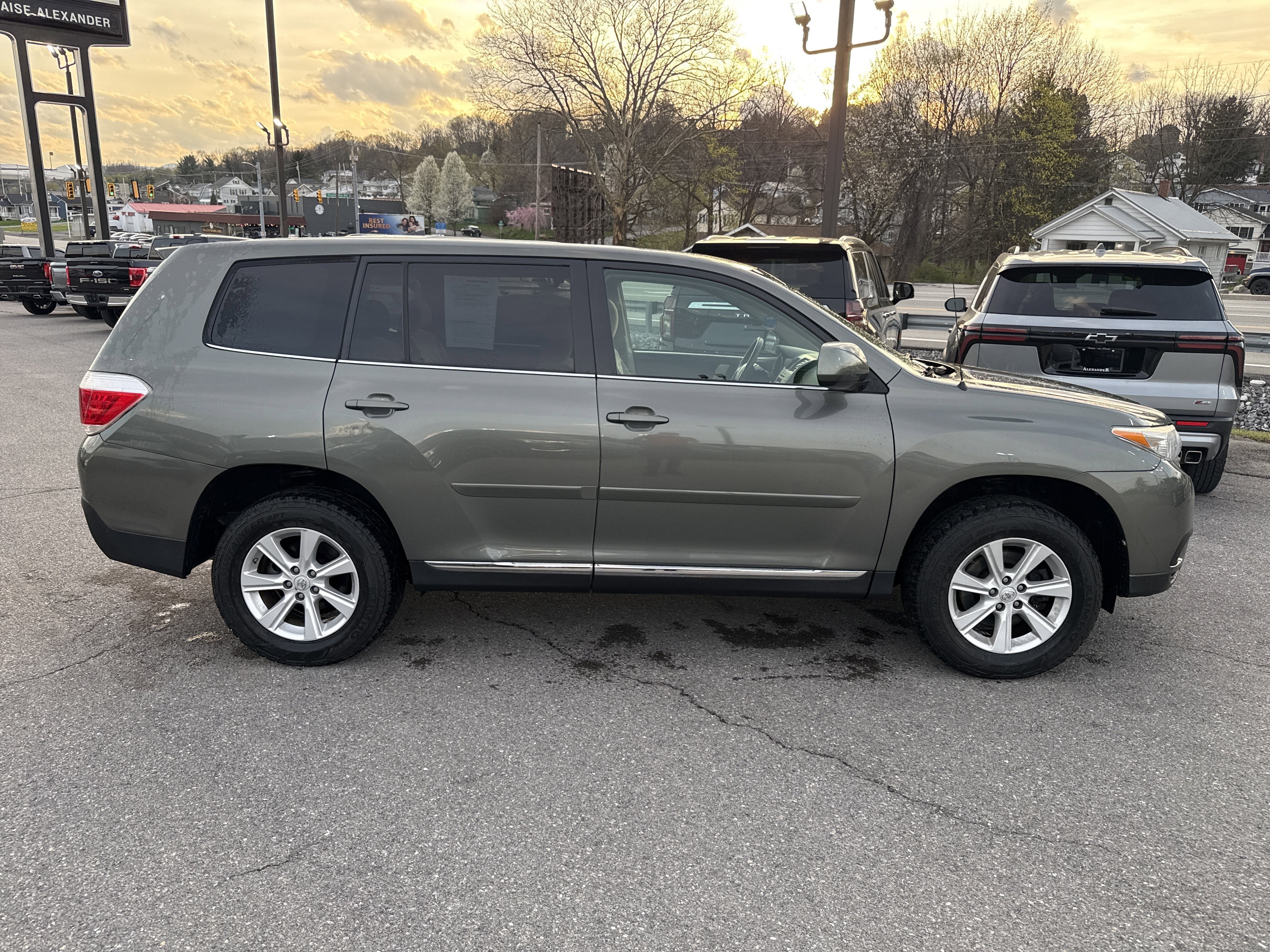 2011 Toyota Highlander Base