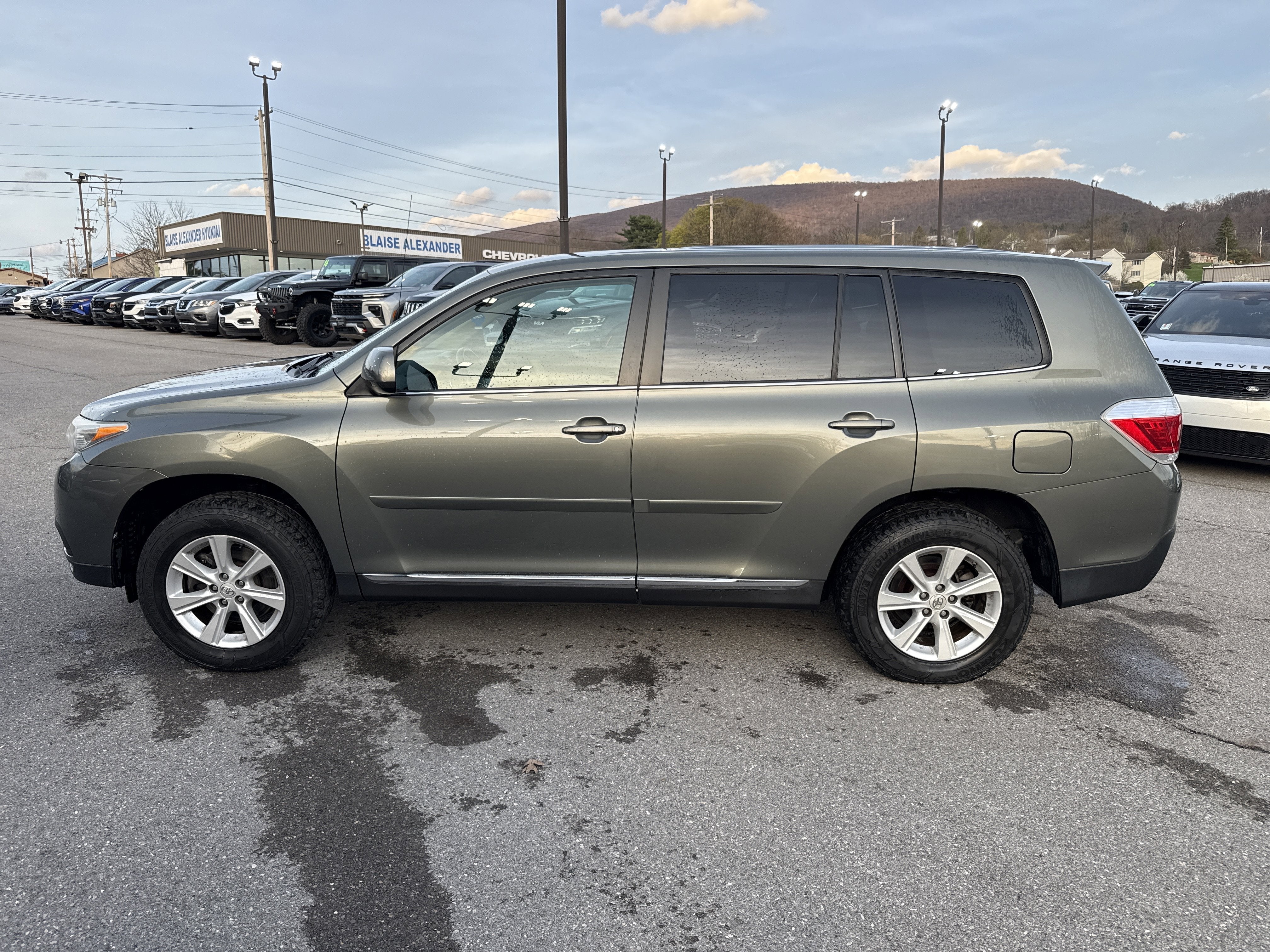 2011 Toyota Highlander Base