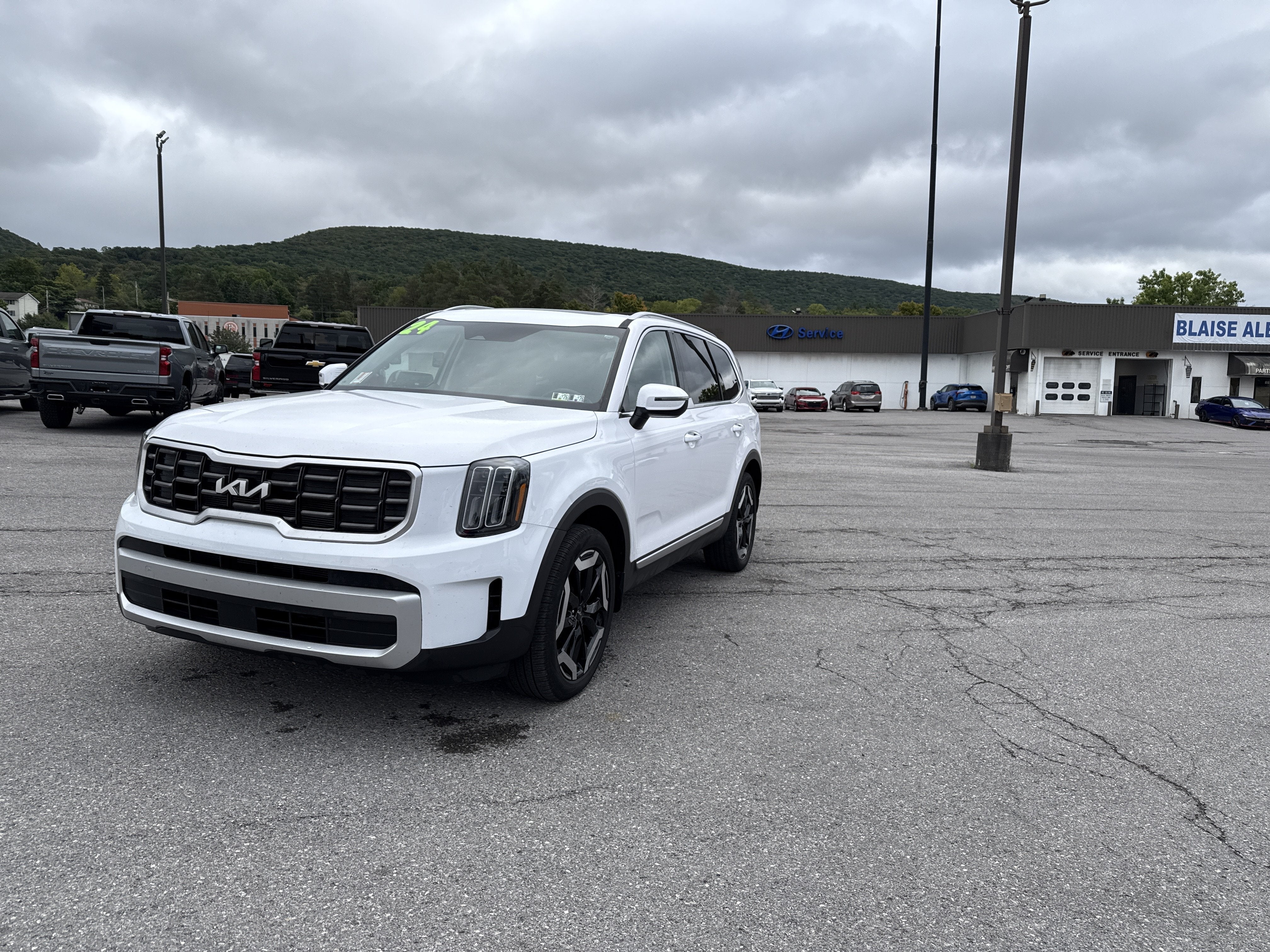 2024 Kia Telluride S