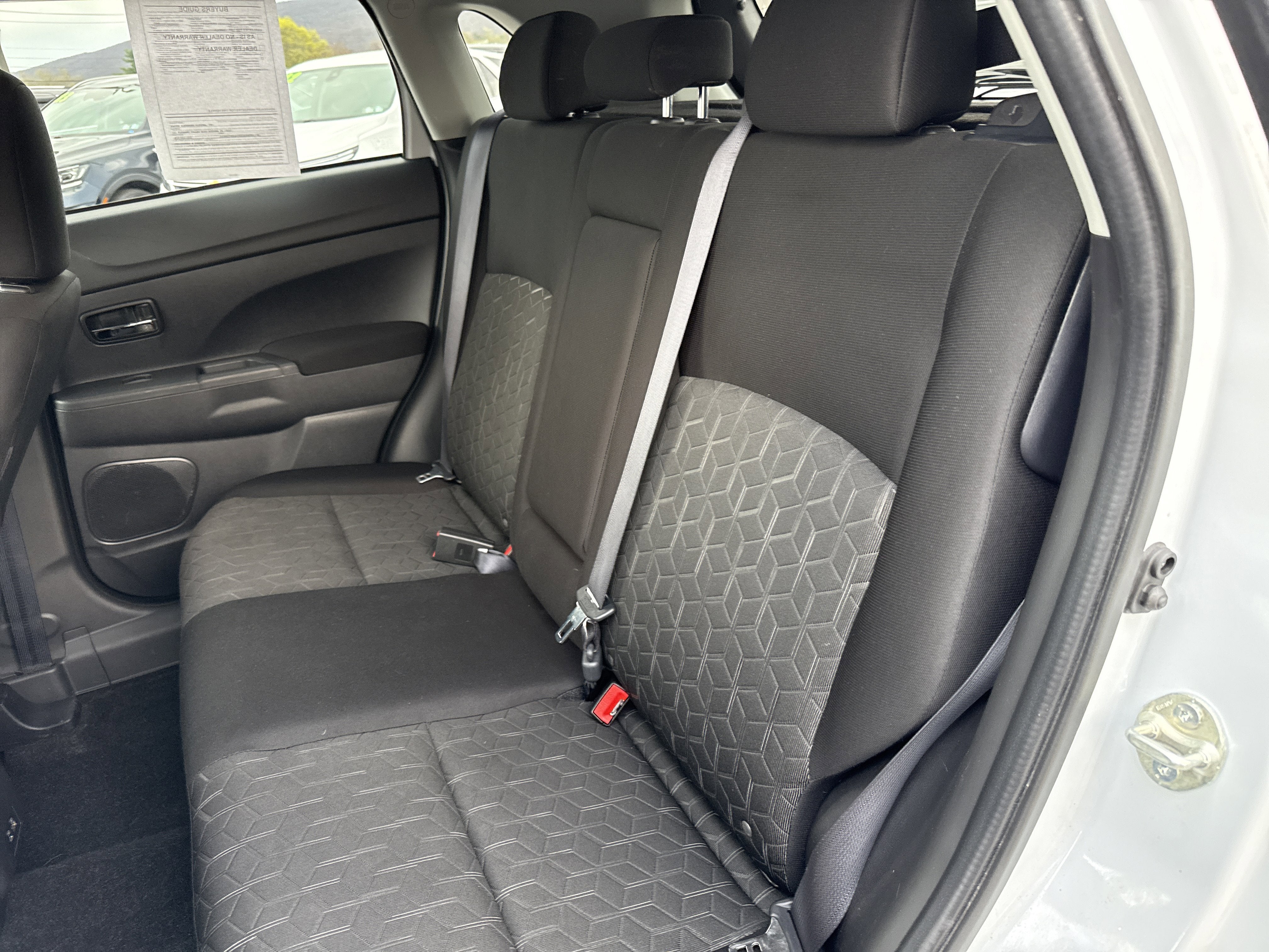 2024 Mitsubishi Outlander Sport 2.0 LE