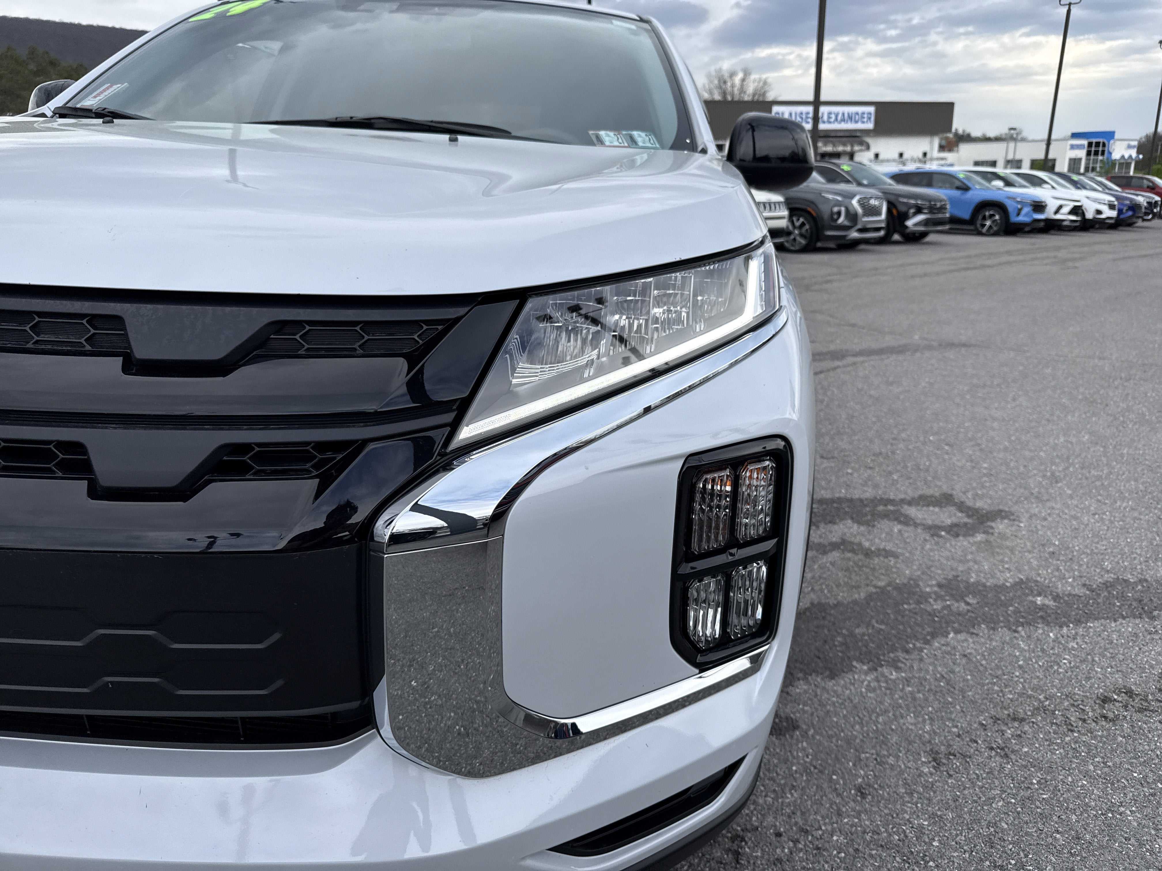 2024 Mitsubishi Outlander Sport 2.0 LE