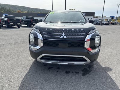 2023 Mitsubishi Outlander SE