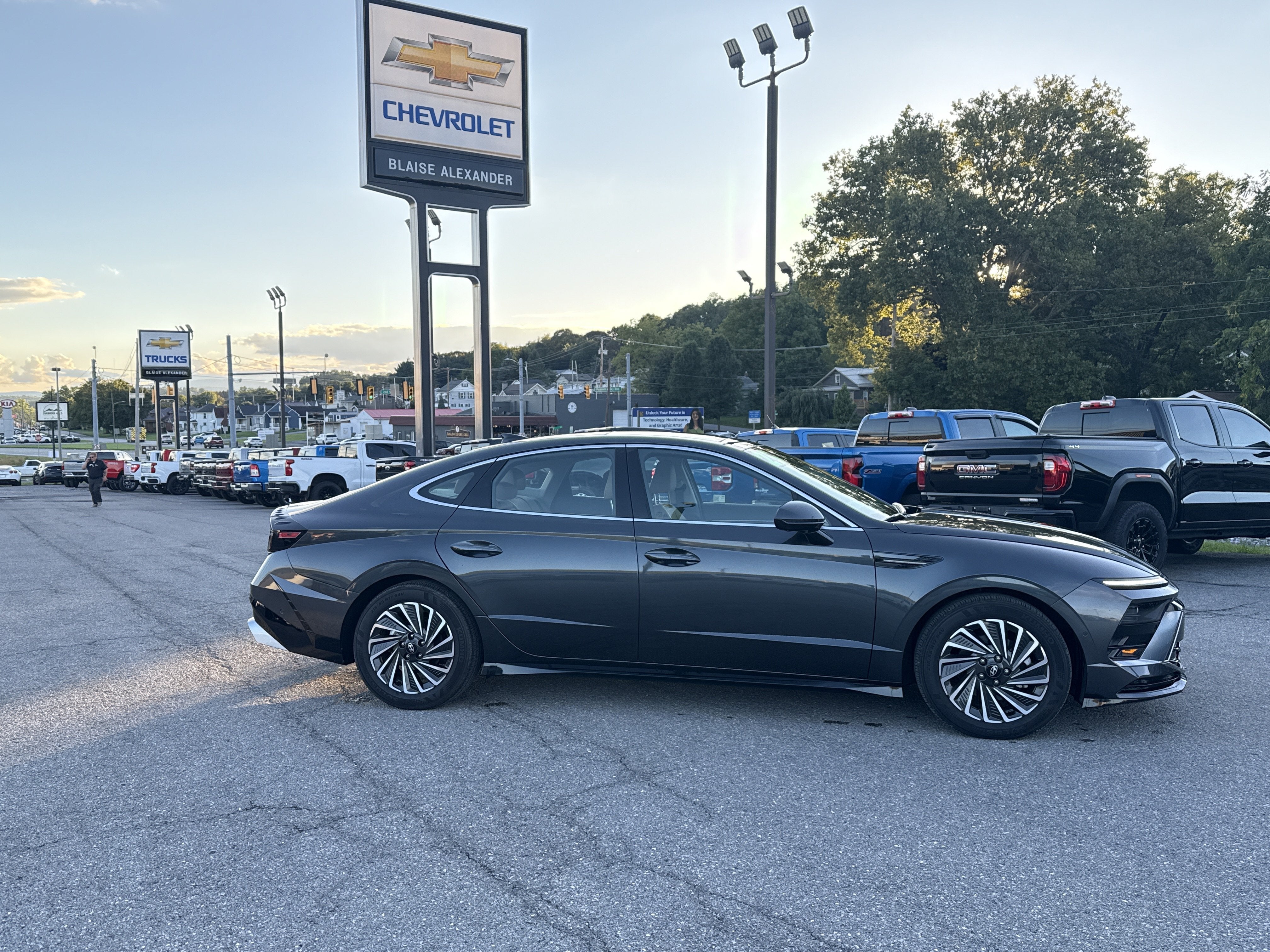 2025 Hyundai Sonata Hybrid Limited