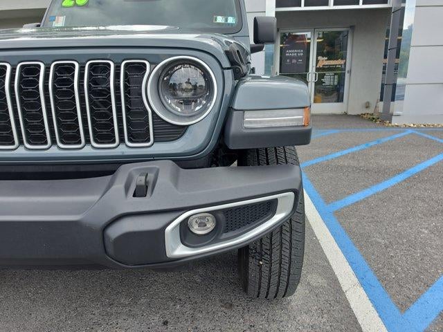 2026 Jeep Wrangler Sahara 4 Door 4x4