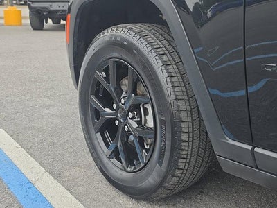 2025 Jeep Grand Cherokee Altitude 4x4