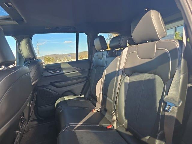 2025 Jeep Grand Cherokee Altitude X 4x4