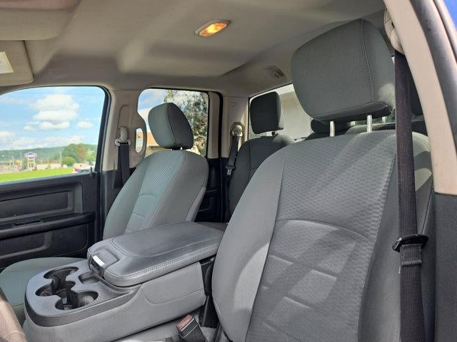 2016 RAM 1500 4WD Quad Cab 6.4 Ft Box Express