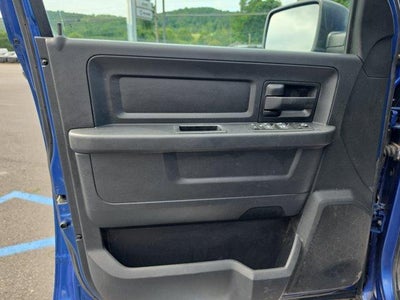 2016 RAM 1500 4WD Quad Cab 6.4 Ft Box Express