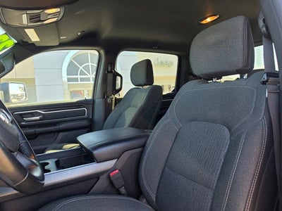 2020 RAM 1500 Big Horn 4x4 Crew Cab 5'7" Box
