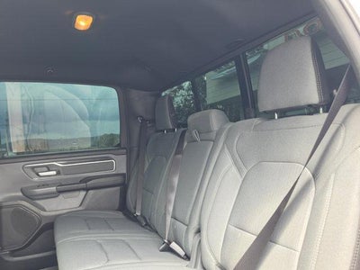 2022 RAM 1500 Big Horn 4x4 Crew Cab 5'7" Box