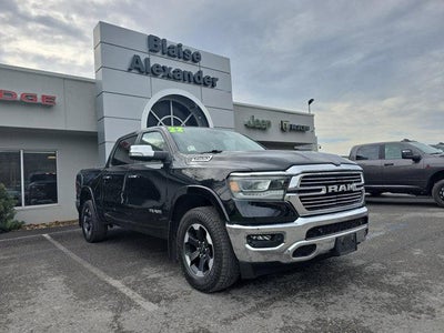 2022 RAM 1500 Laramie 4x4 Crew Cab 5'7" Box