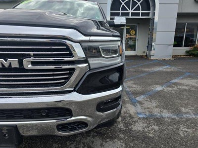 2022 RAM 1500 Laramie 4x4 Crew Cab 5'7" Box