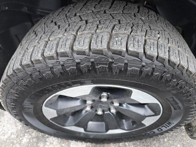 2022 RAM 1500 Laramie 4x4 Crew Cab 5'7" Box