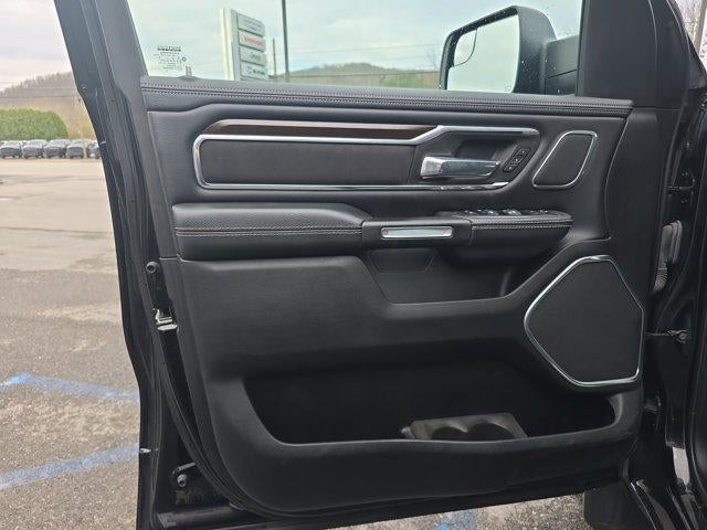 2022 RAM 1500 Laramie 4x4 Crew Cab 5'7" Box