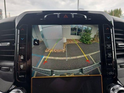 2022 RAM 1500 Laramie 4x4 Crew Cab 5'7" Box