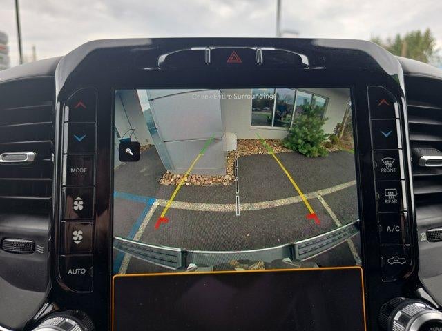 2022 RAM 1500 Laramie 4x4 Crew Cab 5'7" Box