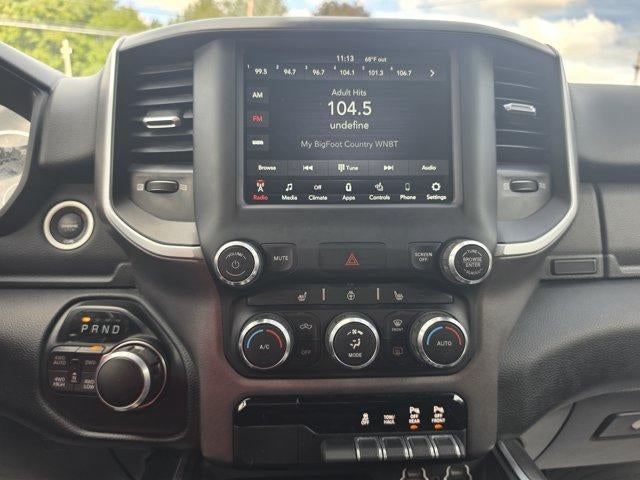 2021 RAM 1500 Big Horn 4x4 Crew Cab 6'4" Box