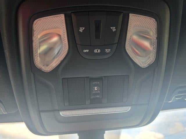 2021 RAM 1500 Big Horn 4x4 Crew Cab 6'4" Box