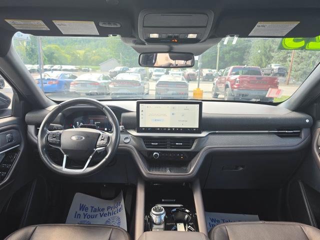 2025 Ford Explorer Platinum 4WD