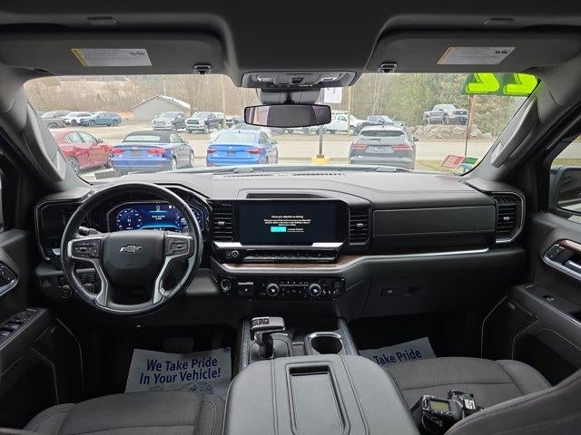 2022 Chevrolet Silverado 1500 Crew Cab Short Box 4-Wheel Drive RST