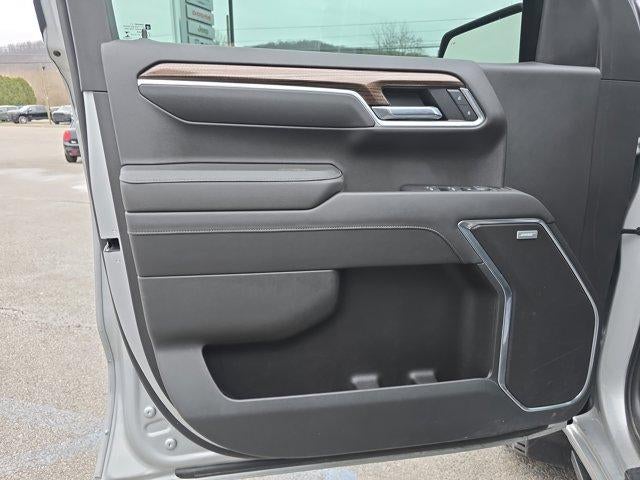 2022 Chevrolet Silverado 1500 Crew Cab Short Box 4-Wheel Drive RST