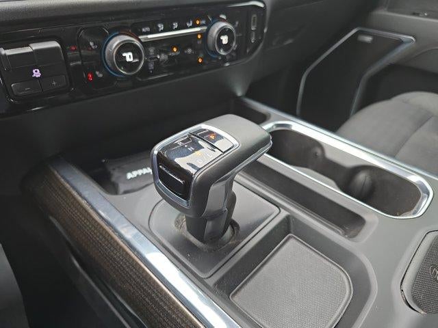 2022 Chevrolet Silverado 1500 Crew Cab Short Box 4-Wheel Drive RST