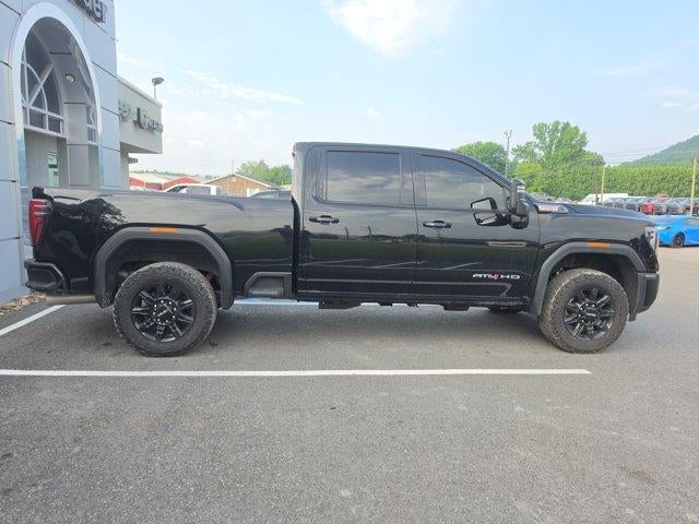 2026 GMC Sierra 2500 HD Crew Cab Standard Box 4-Wheel Drive AT4