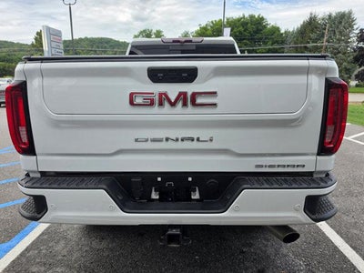 2022 GMC Sierra 2500 HD Crew Cab Standard Box 4-Wheel Drive Denali