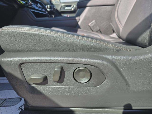 2025 GMC Sierra 1500 Crew Cab Short Box 4-Wheel Drive AT4