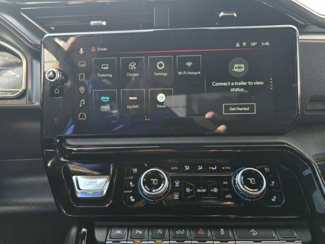 2025 GMC Sierra 1500 Crew Cab Short Box 4-Wheel Drive AT4