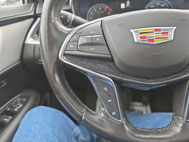 2022 Cadillac XT5 AWD 4dr Premium Luxury