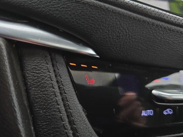 2022 Cadillac XT5 AWD 4dr Premium Luxury