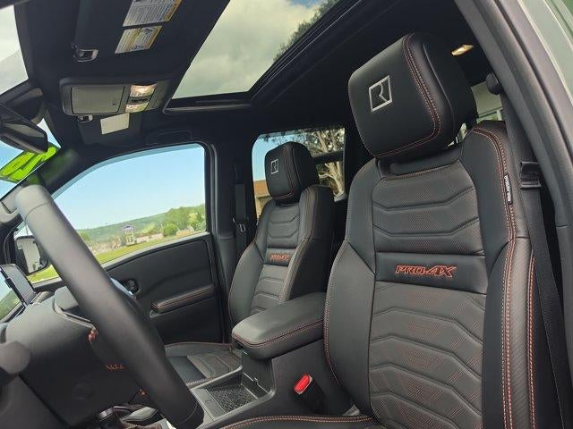 2026 Nissan Frontier Crew Cab 4x4 PRO-4X w/R Package
