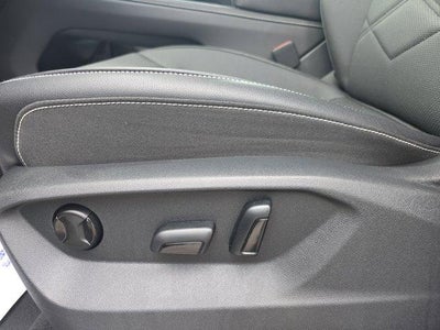 2025 Volkswagen Atlas 2.0T SE w/Technology 4MOTION