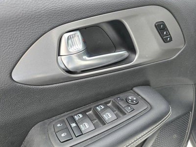 2025 Chrysler Pacifica Select FWD