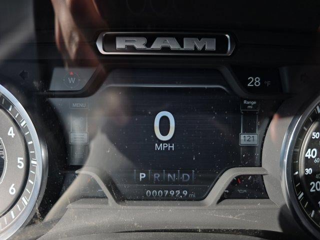 2024 RAM 3500 Tradesman 4x4 Reg Cab 8' Box