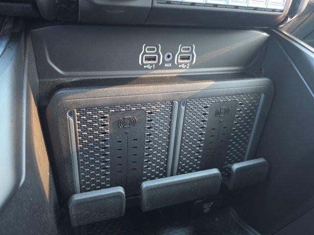 2025 RAM 3500 Big Horn 4x4 Crew Cab 8' Box