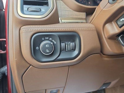 2024 RAM 3500 Longhorn 4x4 Crew Cab 8' Box